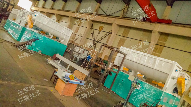 Xingtai-6000L-horizontal-screw-belt-mixer11