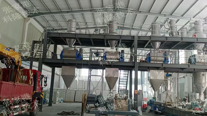 Baiyue-Quanzhou---Board-Industry---Fully-Automatic-Cologne-Particle-Calcium-Powder-Mixing-Line4